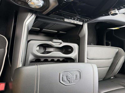 2026 RAM Ram 1500 RAM 1500 LARAMIE CREW CAB 4X2 5'7' BOX