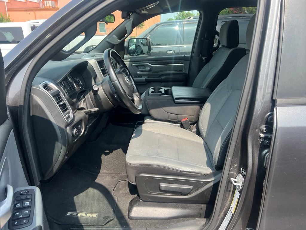 2022 RAM 1500 Big Horn Crew Cab 4x4 5'7' Box