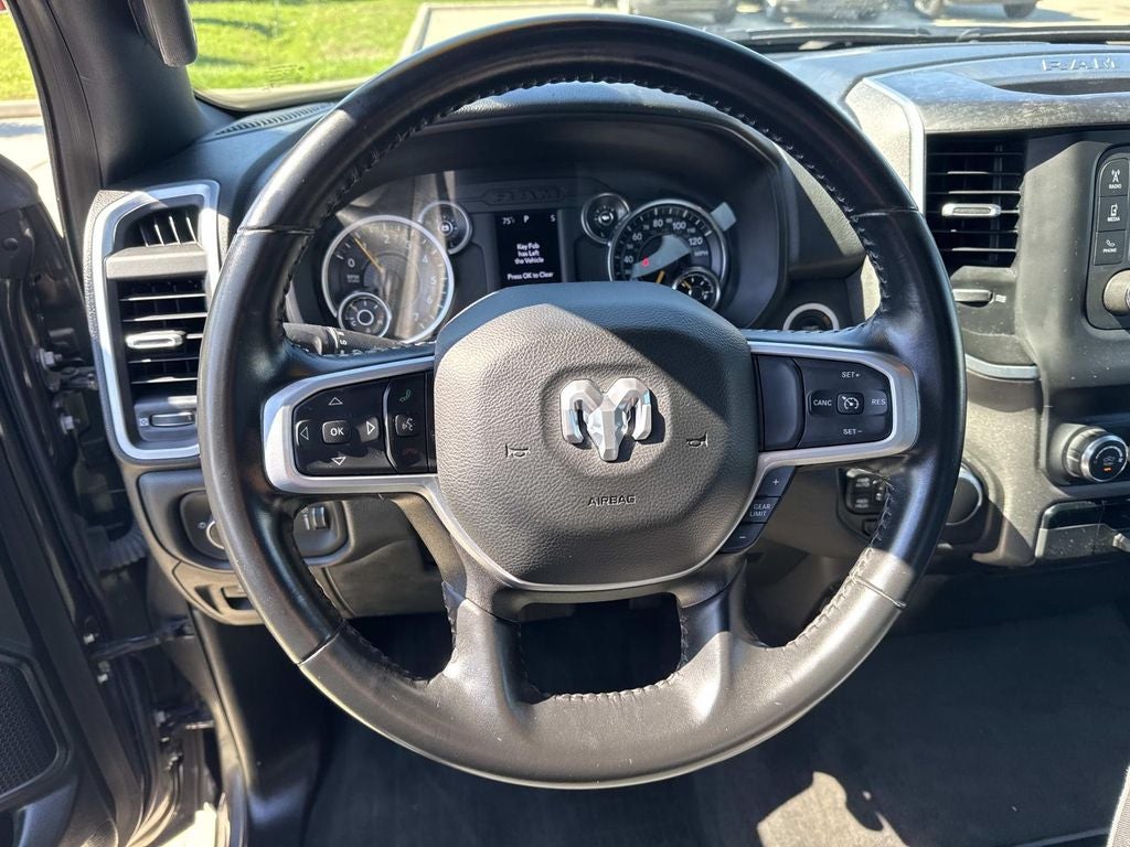 2022 RAM 1500 Big Horn Crew Cab 4x4 5'7' Box