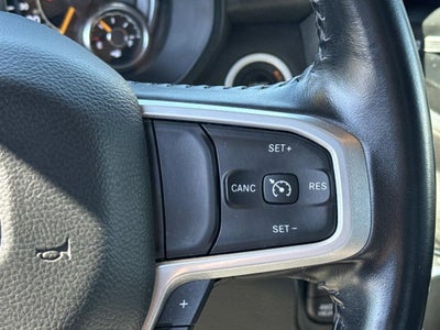 2022 RAM 1500 Big Horn Crew Cab 4x4 5'7' Box