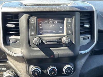 2022 RAM 1500 Big Horn Crew Cab 4x4 5'7' Box