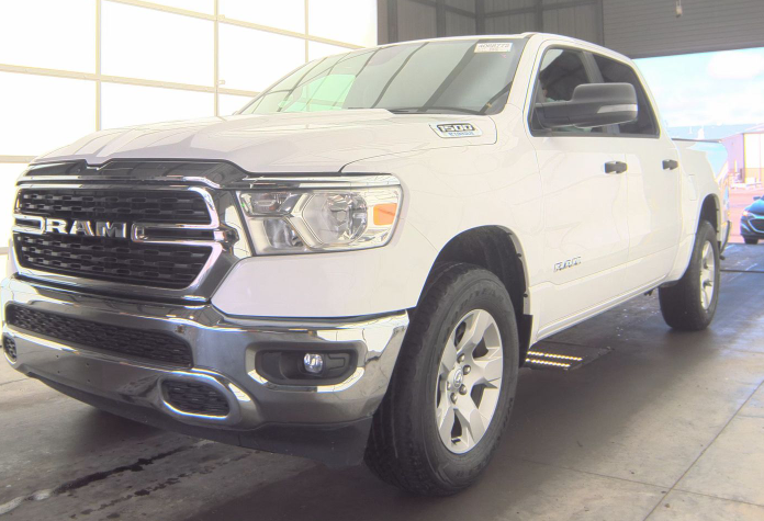 2023 RAM 1500 Big Horn Crew Cab 4x4 5'7' Box