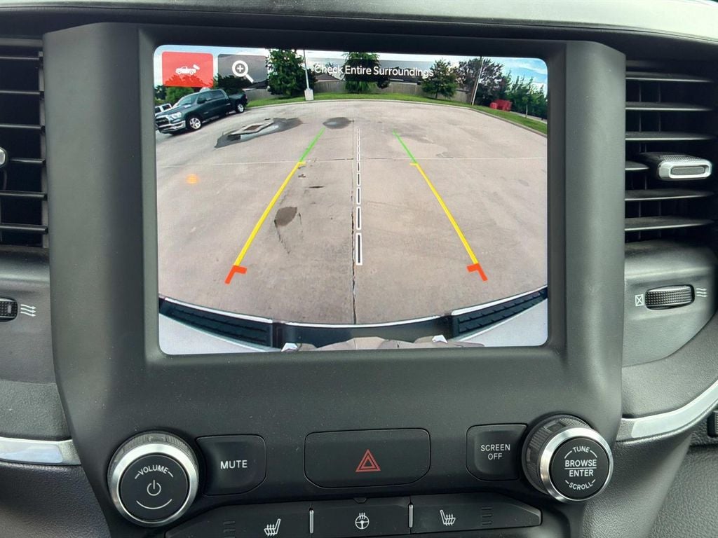 2023 RAM 1500 Big Horn Crew Cab 4x4 5'7' Box