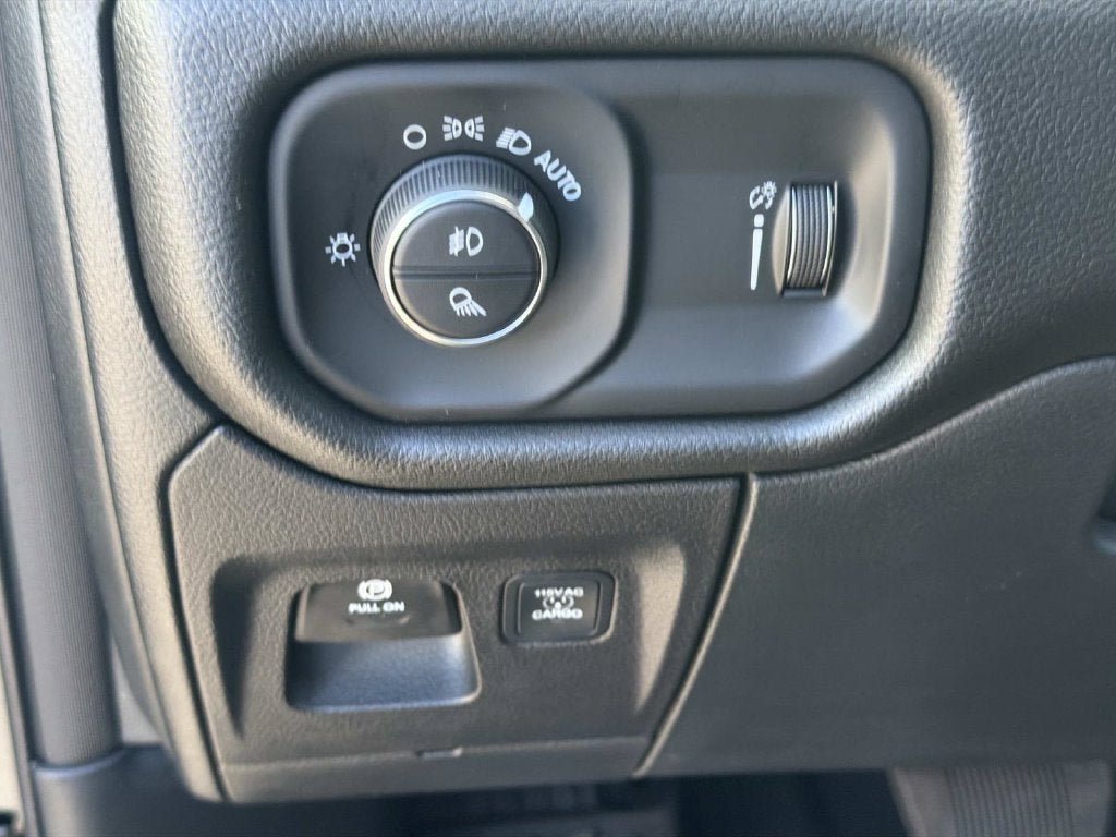 2027 RAM 1500 Warlock