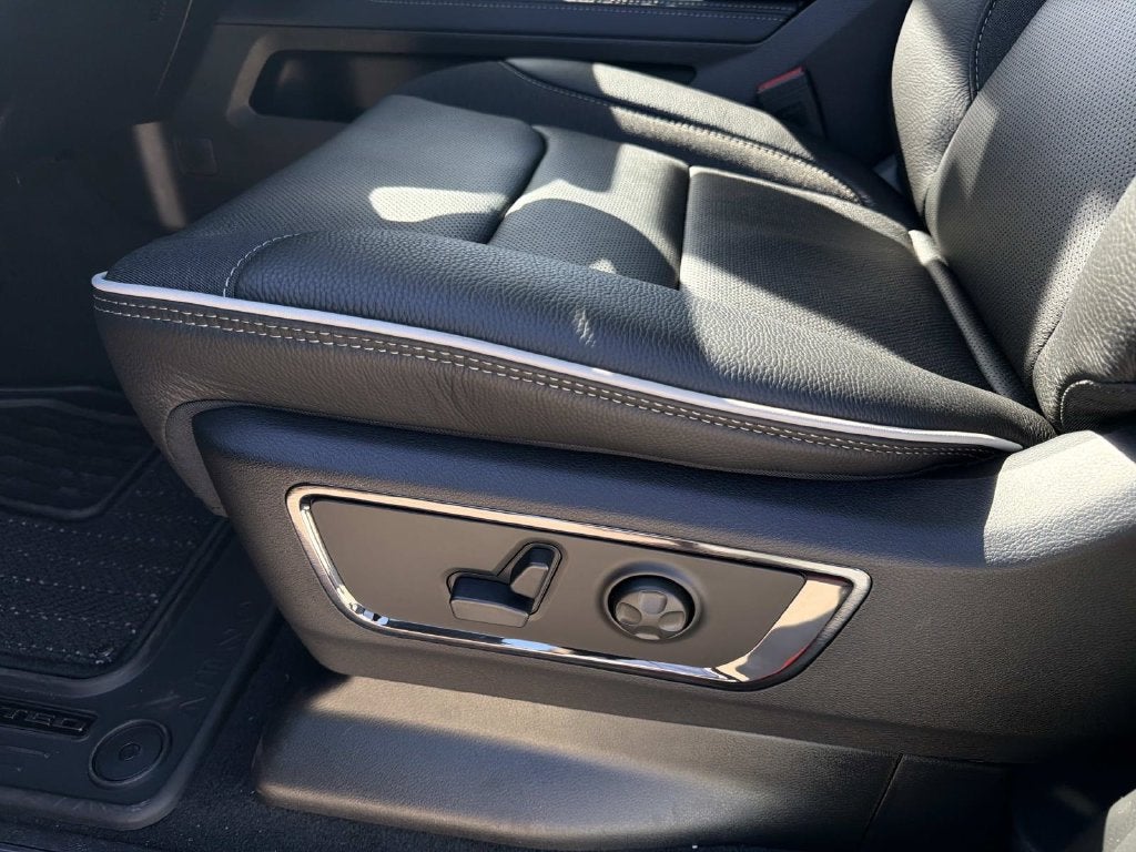 2027 RAM 1500 Limited