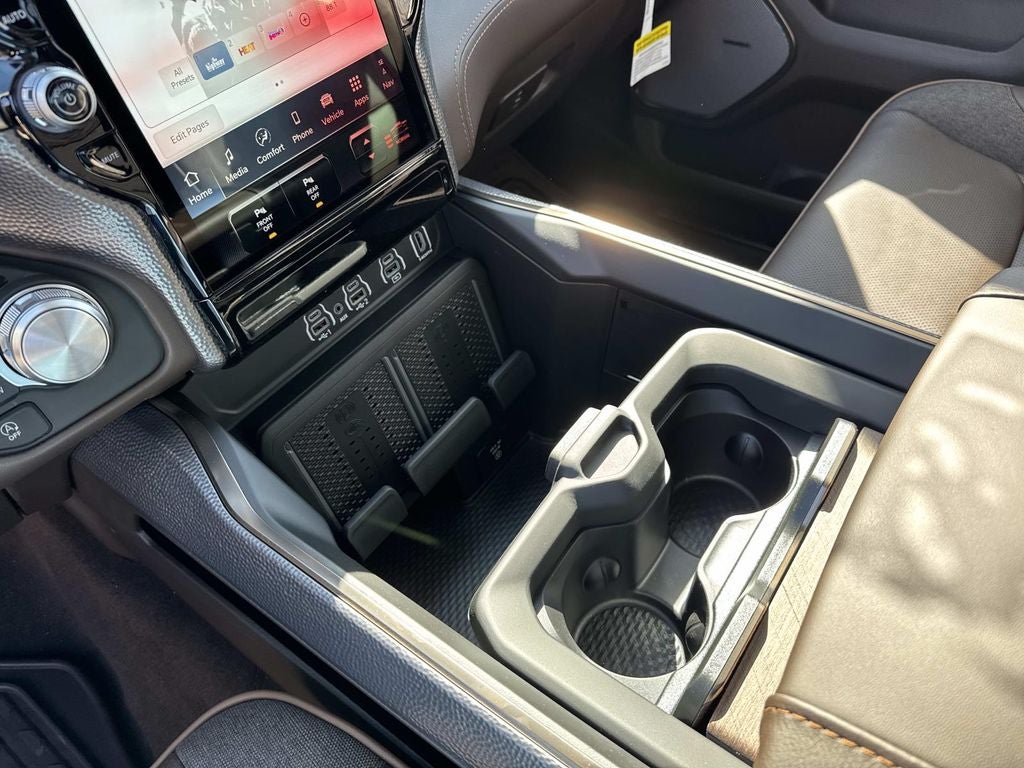 2026 RAM Ram 1500 RAM 1500 LIMITED LONGHORN CREW CAB 4X4 5'7' BOX