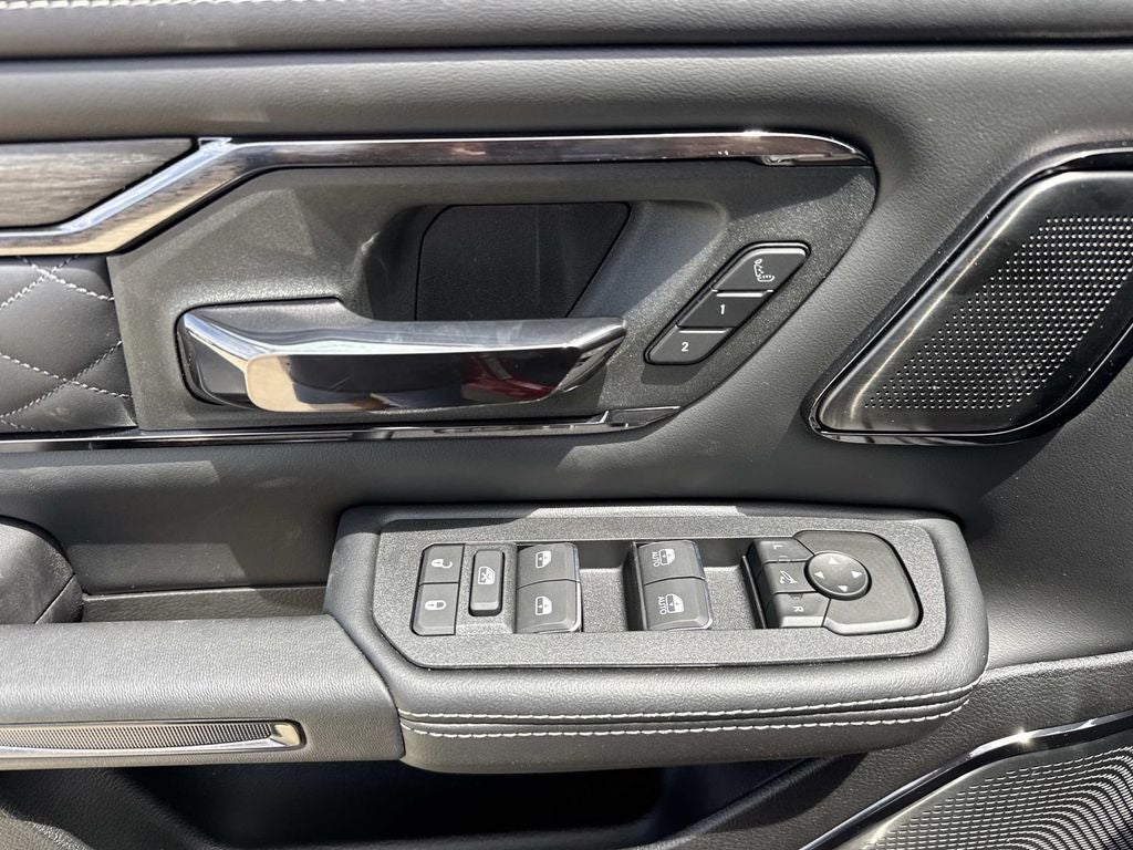 2026 RAM Ram 1500 RAM 1500 LIMITED CREW CAB 4X4 5'7' BOX