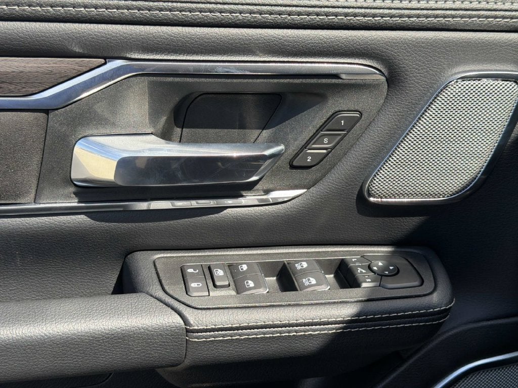 2027 RAM 1500 Laramie