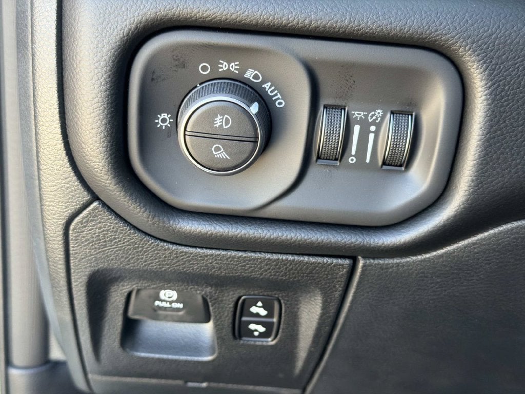 2027 RAM 1500 Rebel