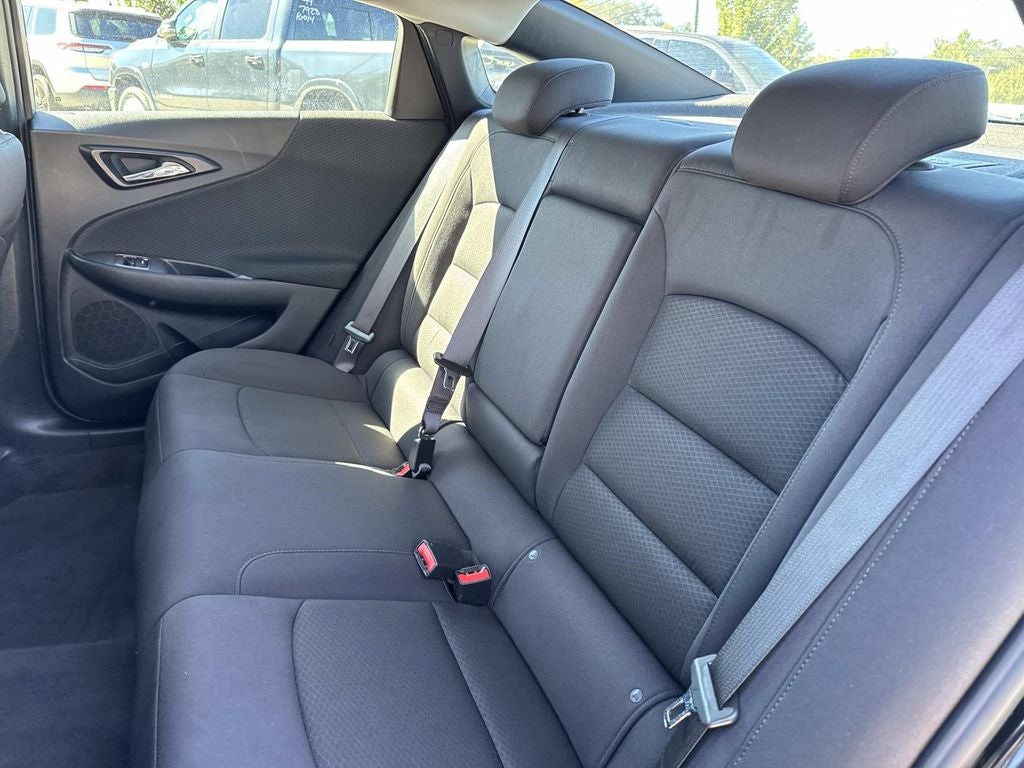 2022 Chevrolet Malibu FWD LT