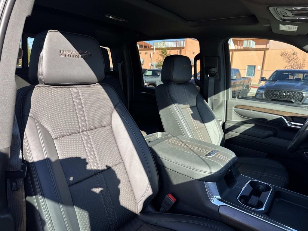 2024 Chevrolet Silverado 3500HD 4WD Crew Cab Long Bed High Country