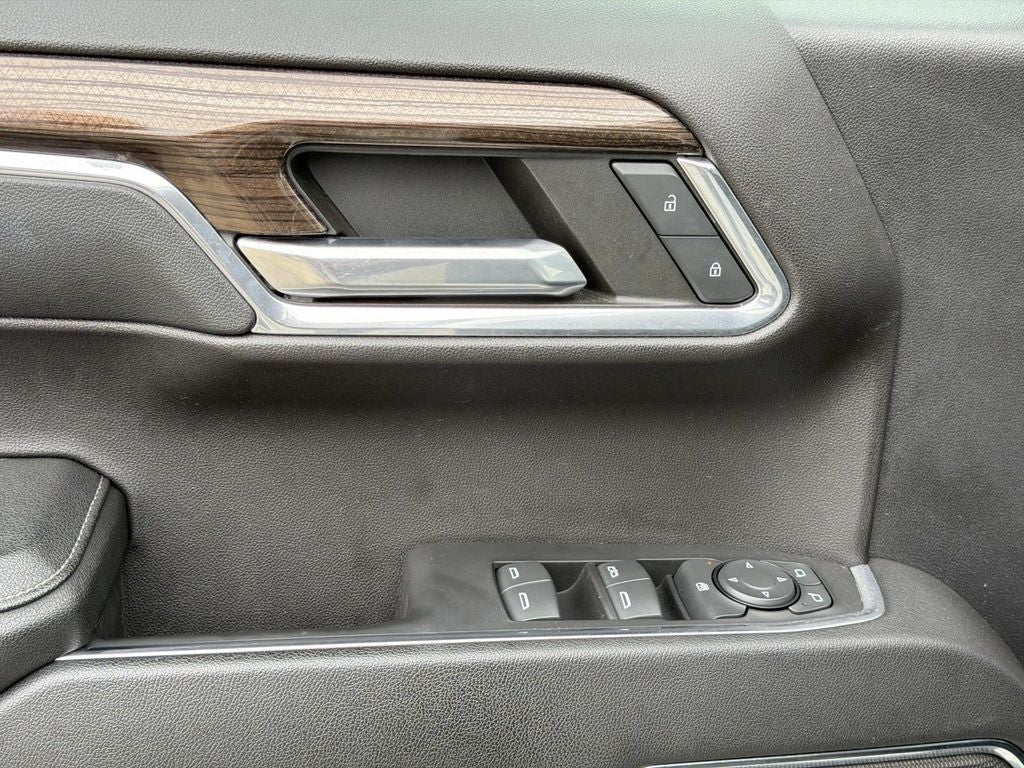 2023 Chevrolet Silverado 1500 4WD Crew Cab Short Bed LT with 2FL