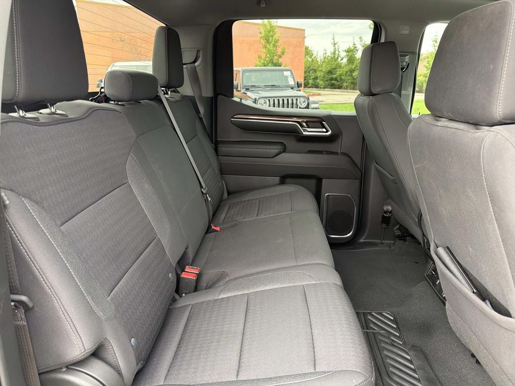 2023 Chevrolet Silverado 1500 4WD Crew Cab Short Bed LT with 2FL