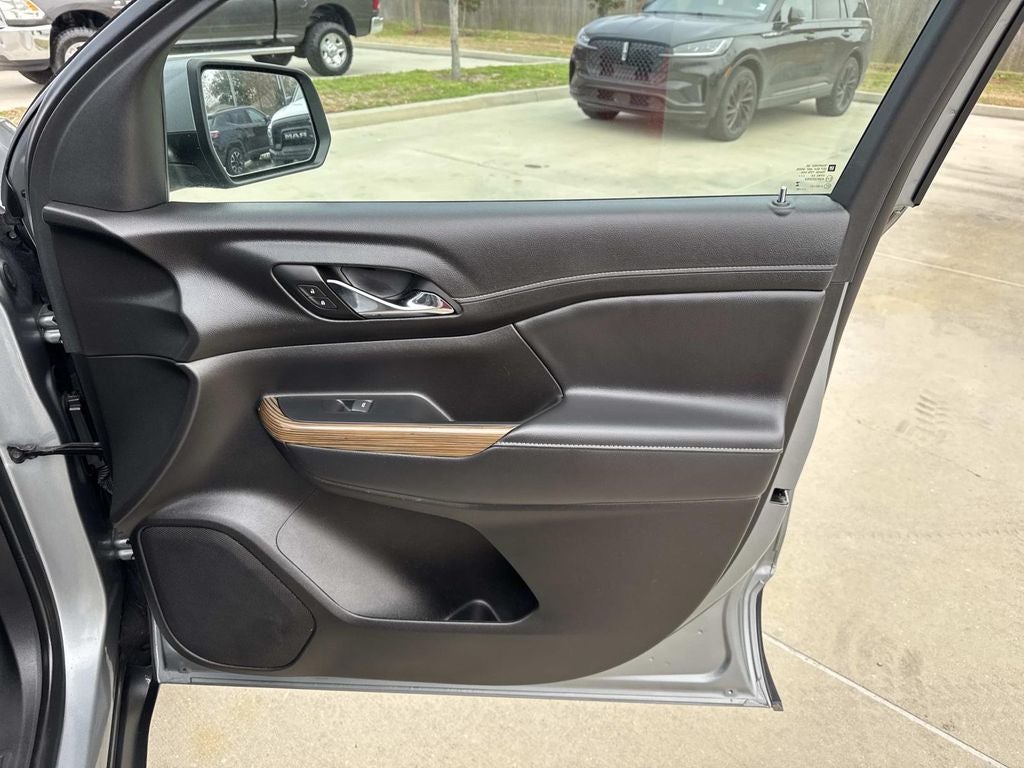 2023 GMC Acadia FWD SLE