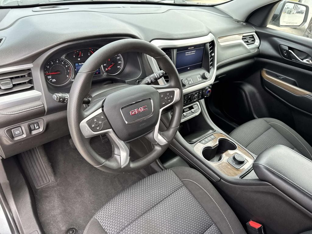 2023 GMC Acadia FWD SLE