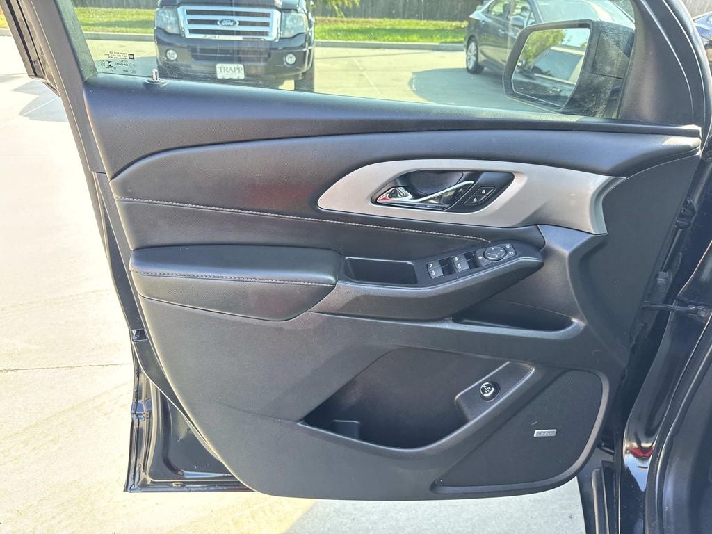 2021 Chevrolet Traverse FWD RS