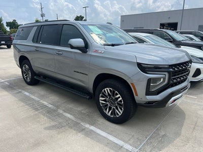 2025 Chevrolet Suburban 4WD Z71