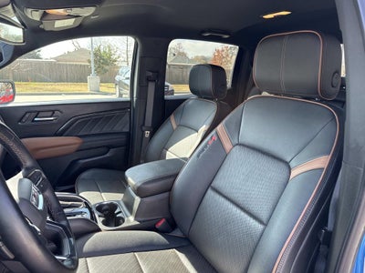 2023 GMC Canyon 4WD Crew Cab Short Box AT4