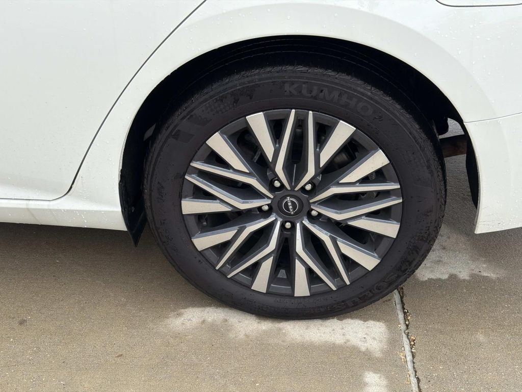 2025 Nissan Altima SV FWD