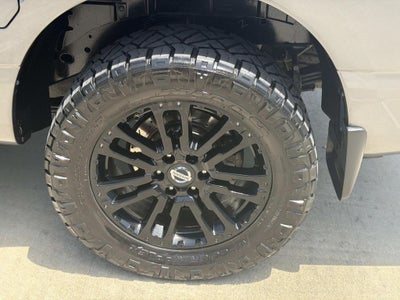 2019 Nissan TITAN SV