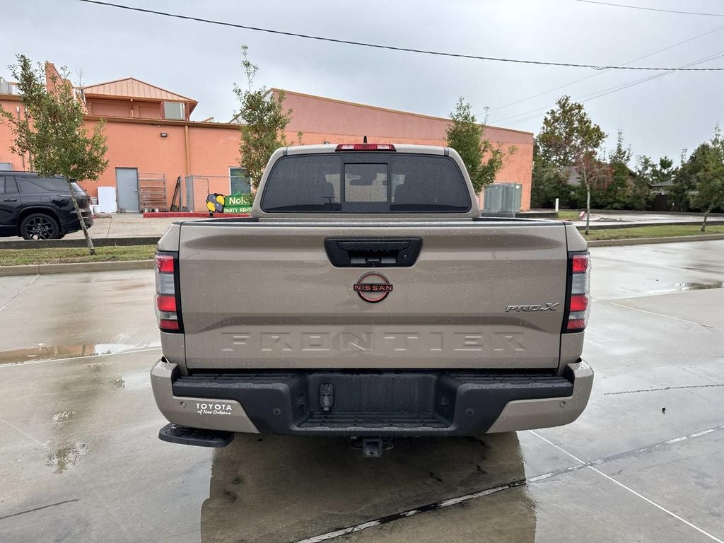 2022 Nissan Frontier Crew Cab PRO-X 4x2
