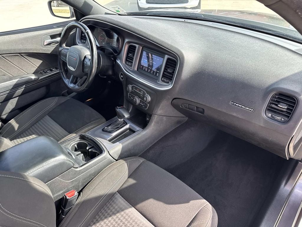 2021 Dodge Charger SXT RWD