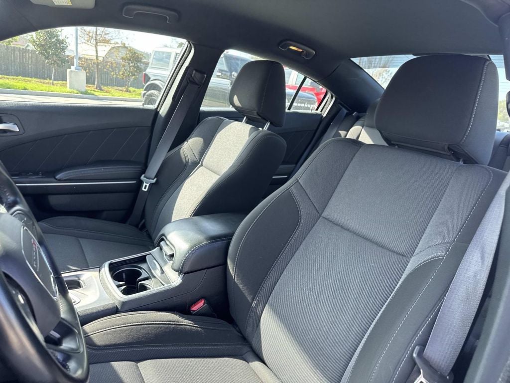 2022 Dodge Charger SXT RWD