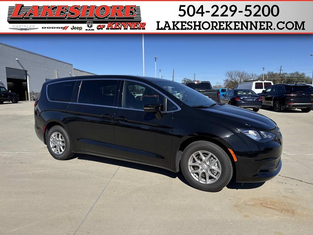 2026 Chrysler Voyager VOYAGER LX