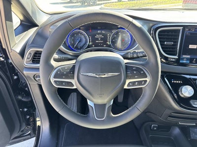 2026 Chrysler Voyager VOYAGER LX