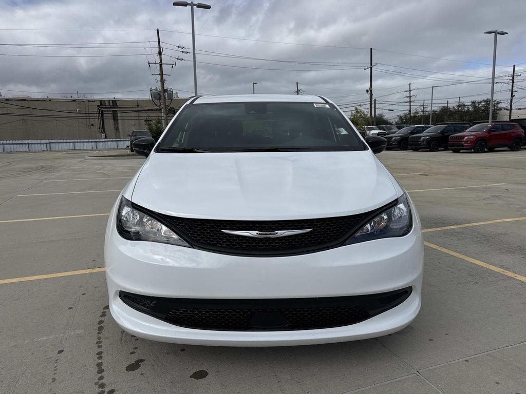 2026 Chrysler Voyager VOYAGER LX