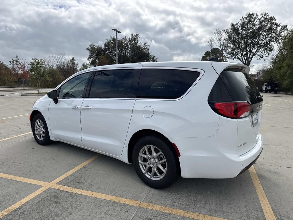 2026 Chrysler Voyager VOYAGER LX