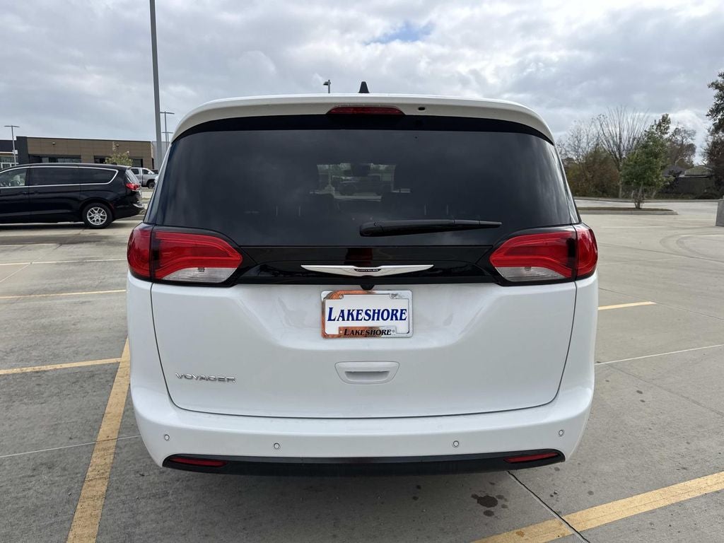 2026 Chrysler Voyager VOYAGER LX