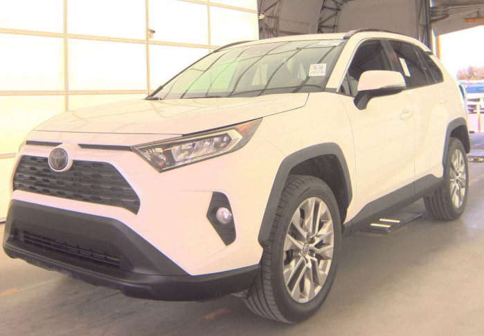 2019 Toyota RAV4 XLE Premium