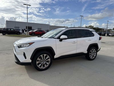 2019 Toyota RAV4 XLE Premium