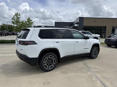 2026 Jeep Cherokee CHEROKEE LAREDO 4X4