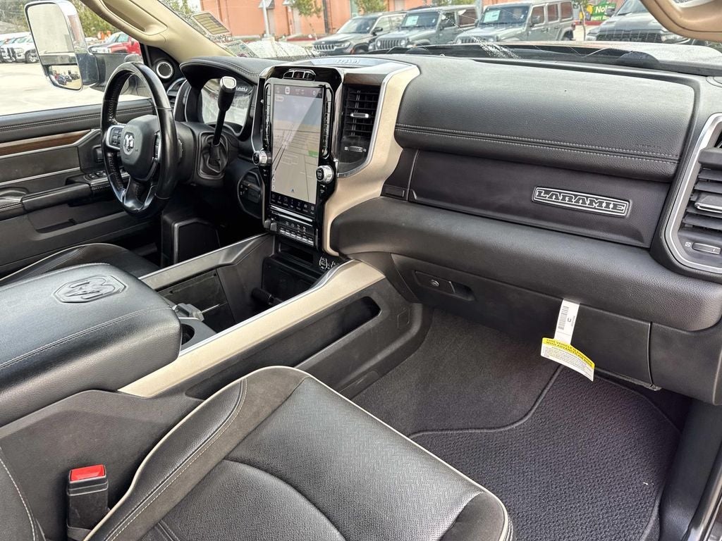 2022 RAM Ram 3500 Laramie Crew Cab 4x4 6'4' Box