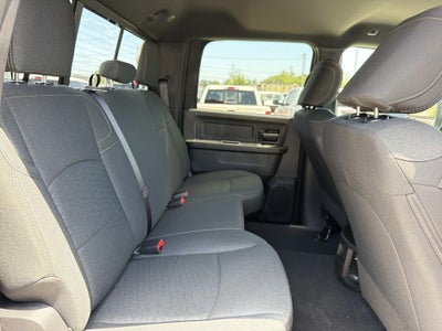 2026 RAM Ram 2500 RAM 2500 BLACK EXPRESS CREW CAB 4X4 6'4' BOX