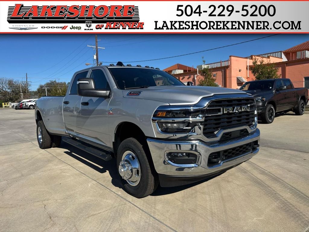 2026 RAM Ram 3500 RAM 3500 TRADESMAN CREW CAB 4X4 8' BOX