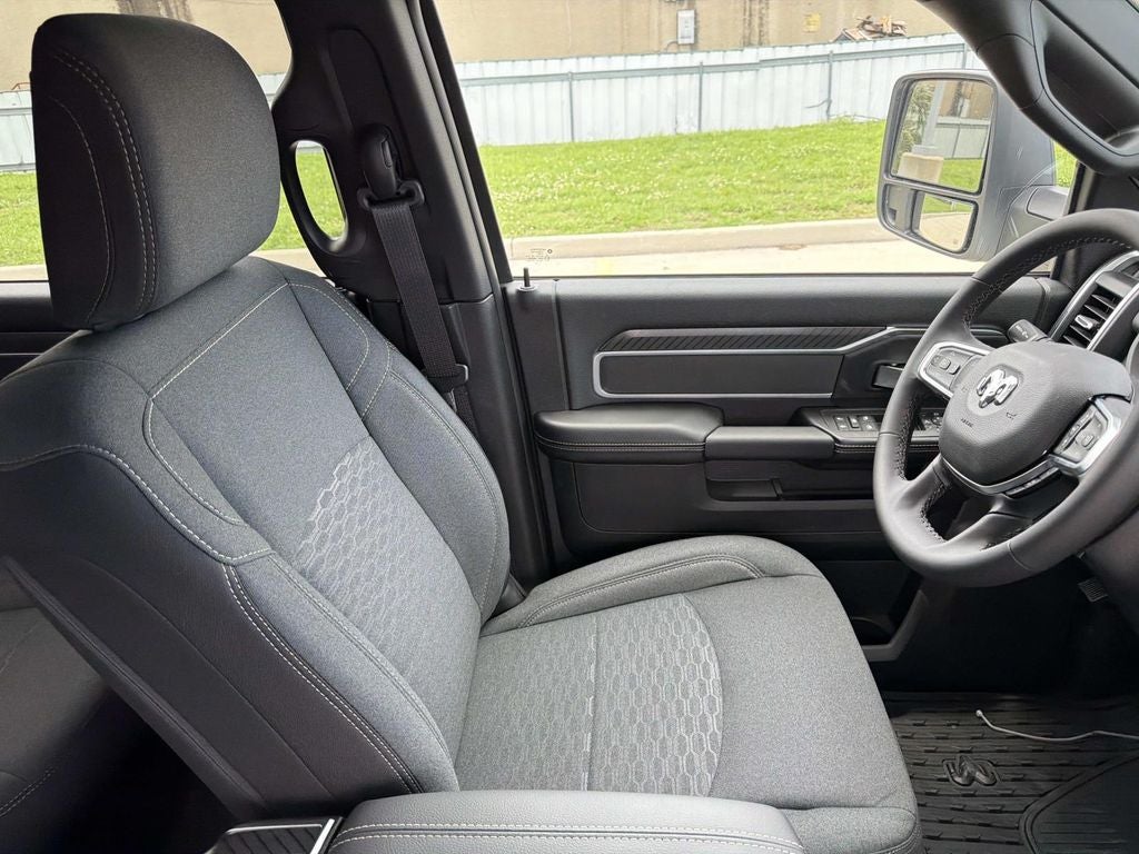 2026 RAM Ram 3500 RAM 3500 BIG HORN CREW CAB 4X4 8' BOX
