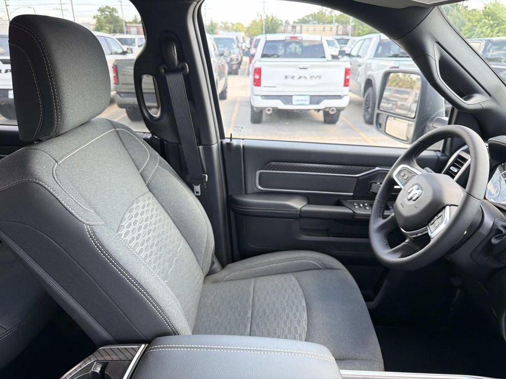 2026 RAM Ram 3500 RAM 3500 BIG HORN CREW CAB 4X4 8' BOX