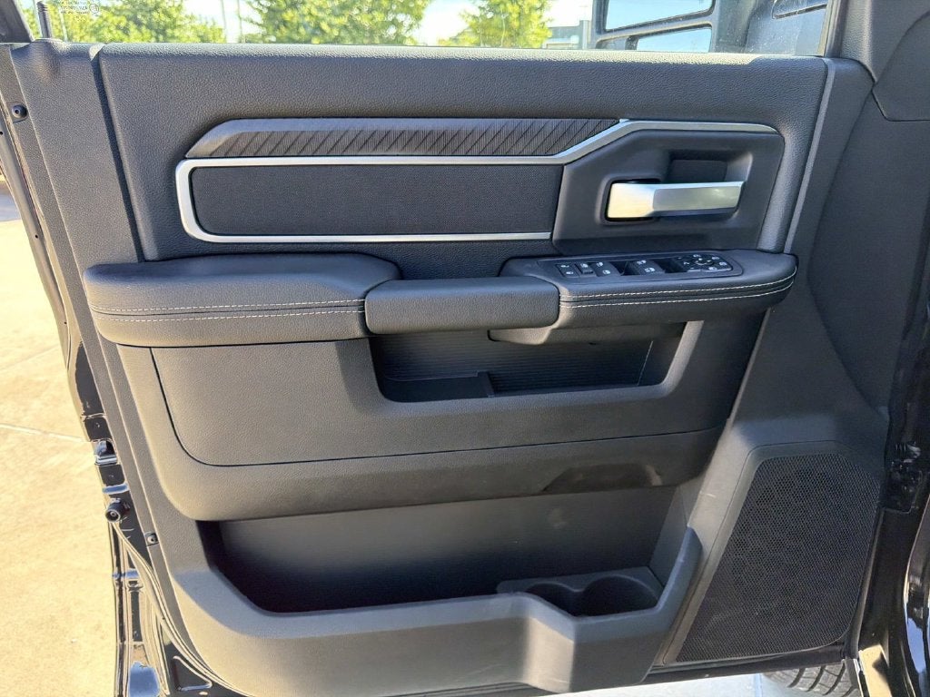 2027 RAM 3500 Big Horn
