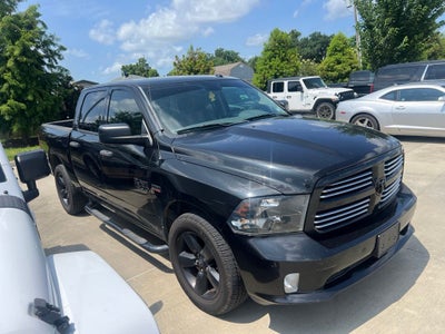 2017 RAM 1500 Express Crew Cab 4x2 5'7' Box