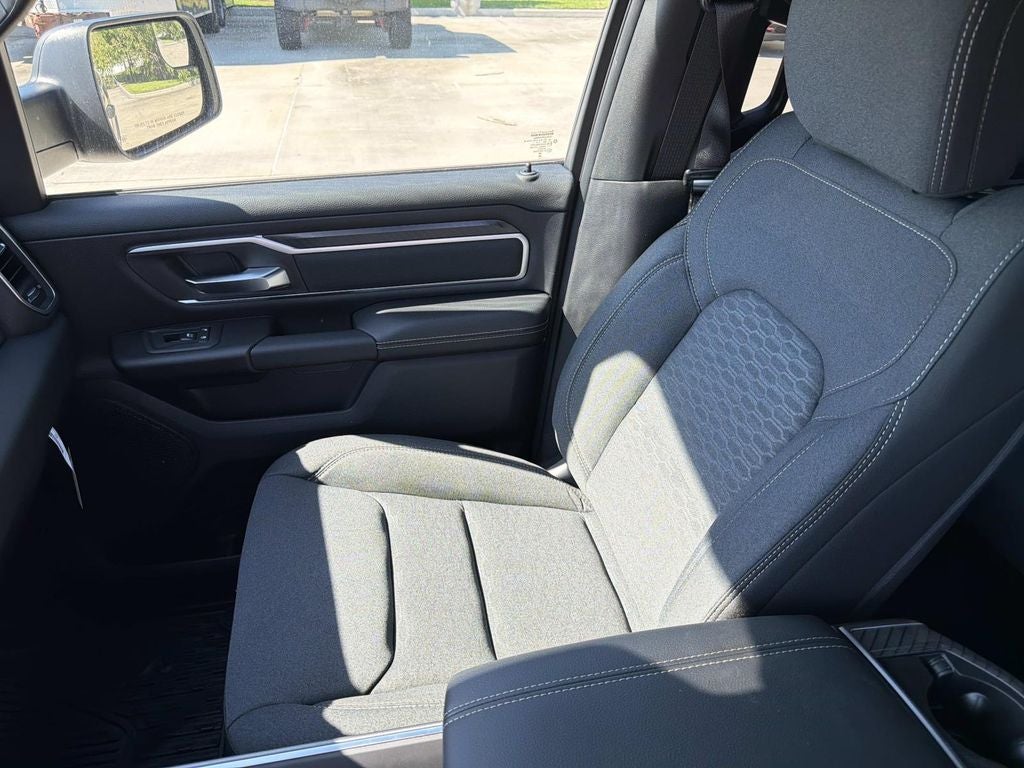 2026 RAM Ram 1500 RAM 1500 BIG HORN CREW CAB 4X2 5'7' BOX