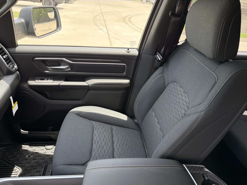 2026 RAM Ram 1500 RAM 1500 BIG HORN CREW CAB 4X2 5'7' BOX