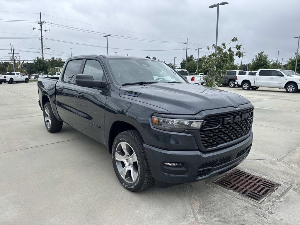 2026 RAM Ram 1500 RAM 1500 EXPRESS CREW CAB 4X2 5'7' BOX