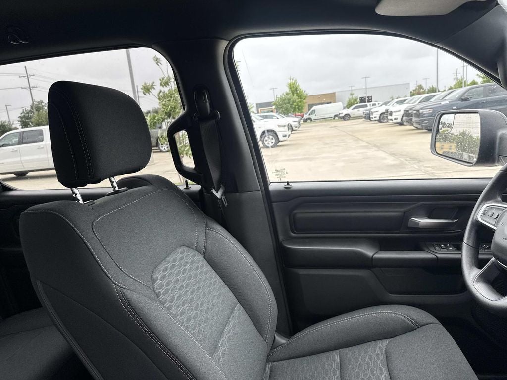 2026 RAM Ram 1500 RAM 1500 EXPRESS CREW CAB 4X2 5'7' BOX