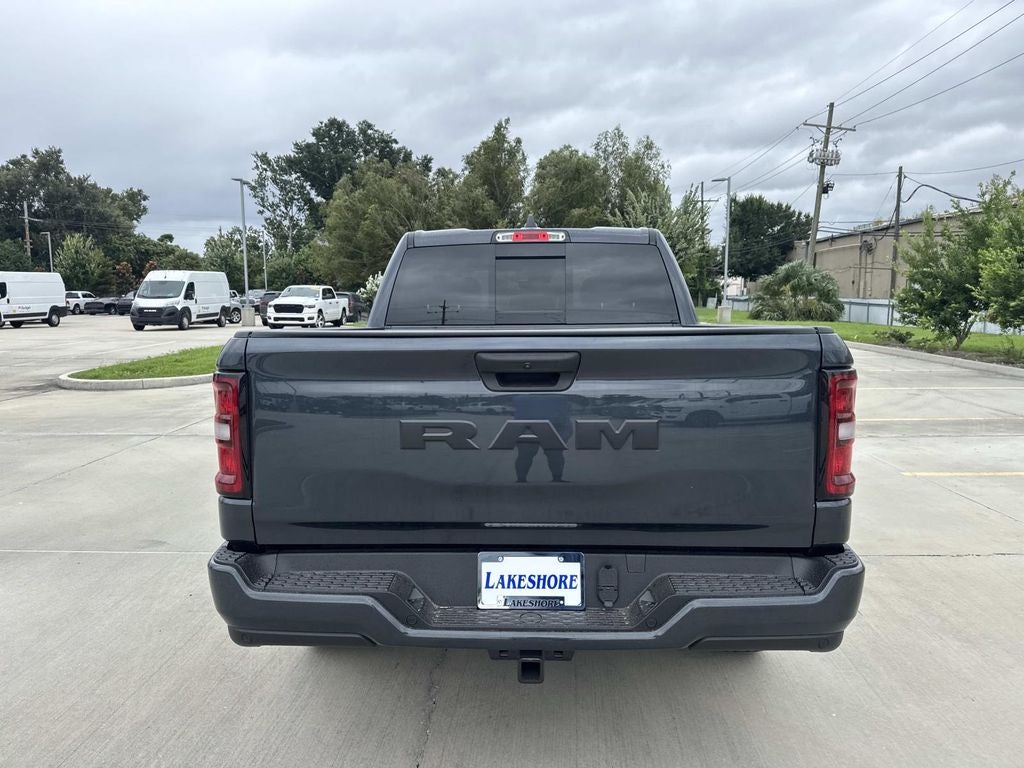 2026 RAM Ram 1500 RAM 1500 EXPRESS CREW CAB 4X2 5'7' BOX