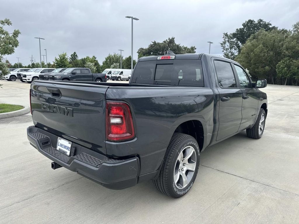 2026 RAM Ram 1500 RAM 1500 EXPRESS CREW CAB 4X2 5'7' BOX