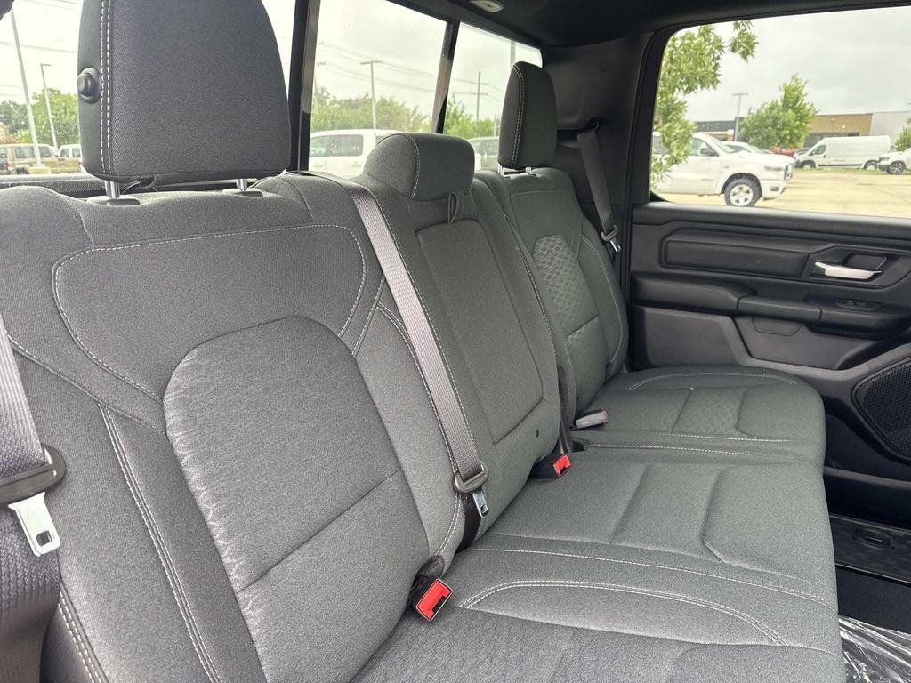 2026 RAM Ram 1500 RAM 1500 EXPRESS CREW CAB 4X2 5'7' BOX