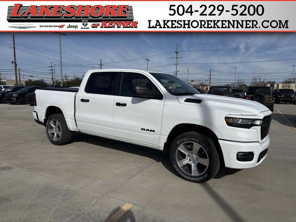 2026 RAM Ram 1500 RAM 1500 EXPRESS CREW CAB 4X2 5'7' BOX